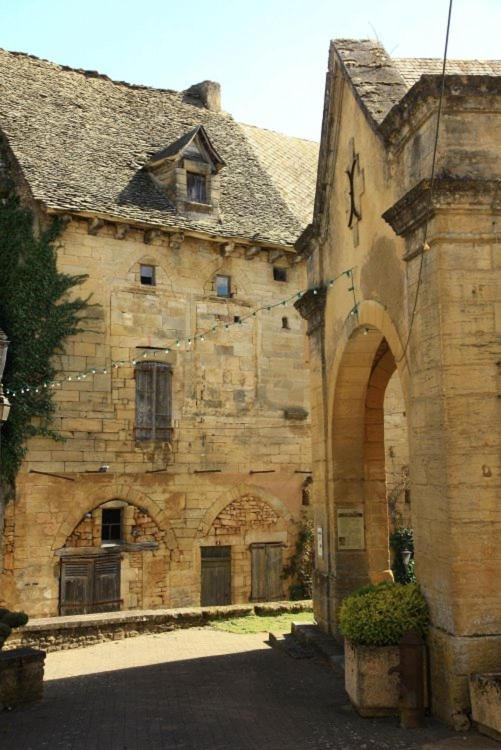 Petite Maison En Pierre Au Coeur Du Perigord Noir Salignac Eyvigues Экстерьер фото