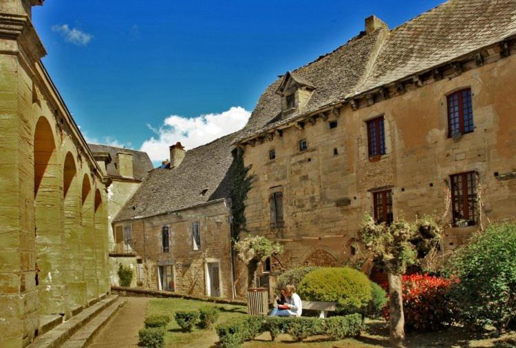 Petite Maison En Pierre Au Coeur Du Perigord Noir Salignac Eyvigues Экстерьер фото
